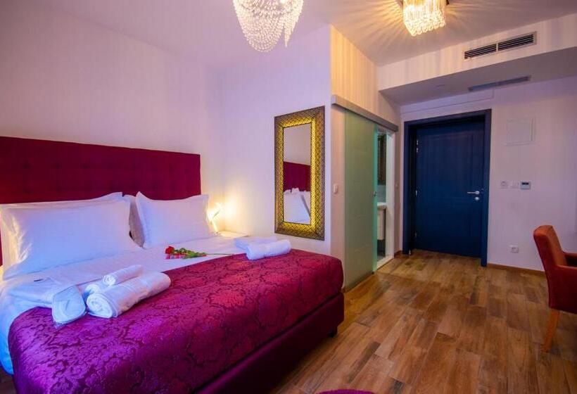 اتاق لوکس, Center Luxury Rooms 3