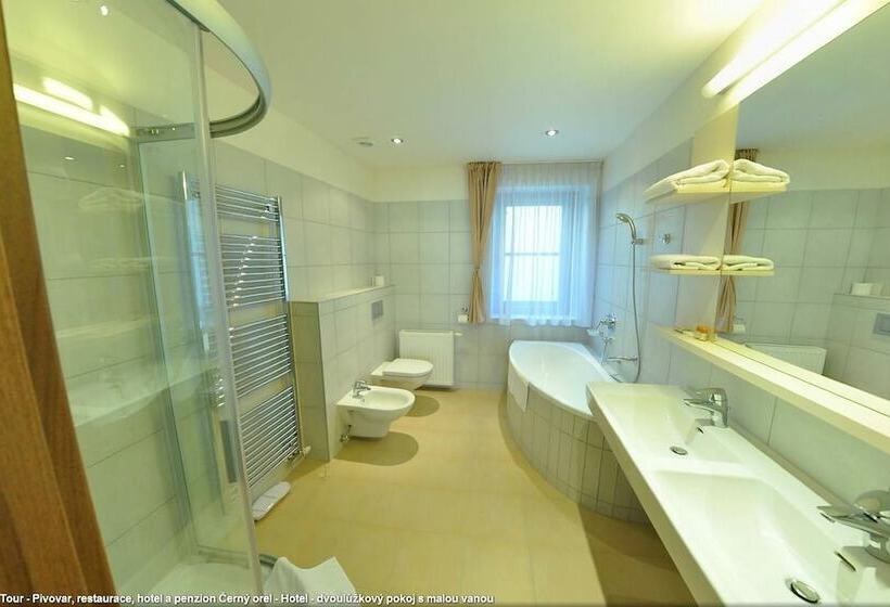 スーペリアールーム, & Pivovar černý Orel