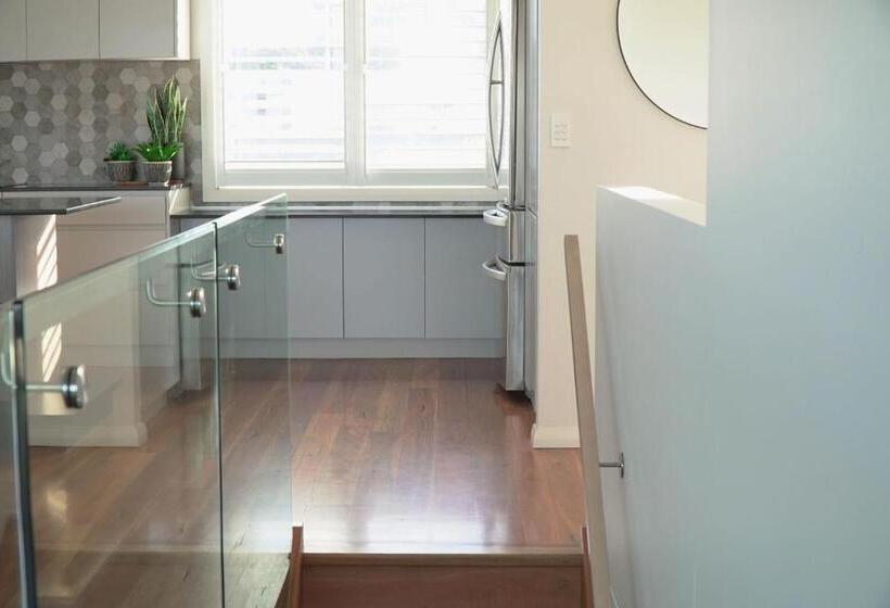 خانه 4 خوابه, Caves Coastal Bar & Bungalows