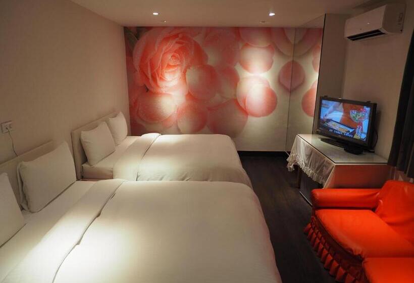 اتاق استاندارد چهار تخته, Daychen