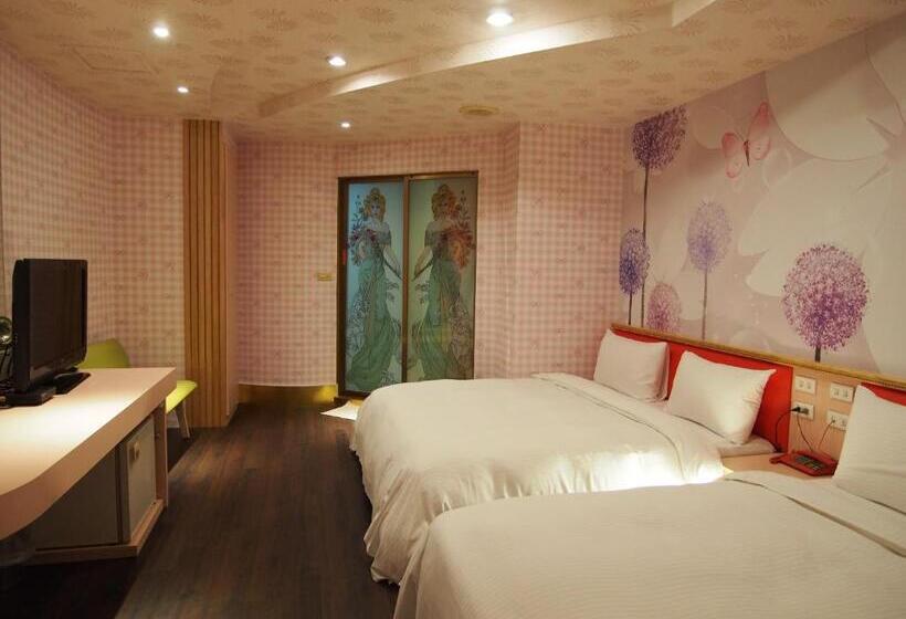 اتاق سوپریور چهار تخته, Daychen