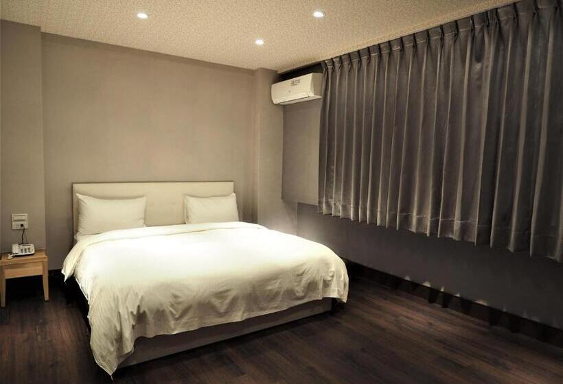 اتاق استاندارد, Daychen