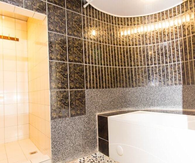 اتاق سوپریور چهار تخته, Daychen