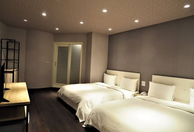 اتاق سوپریور چهار تخته, Daychen