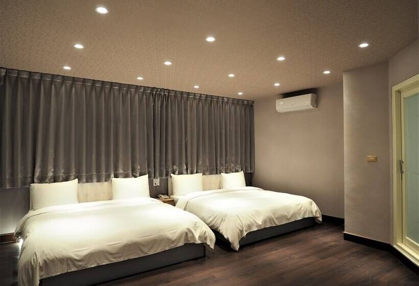 اتاق سوپریور چهار تخته, Daychen