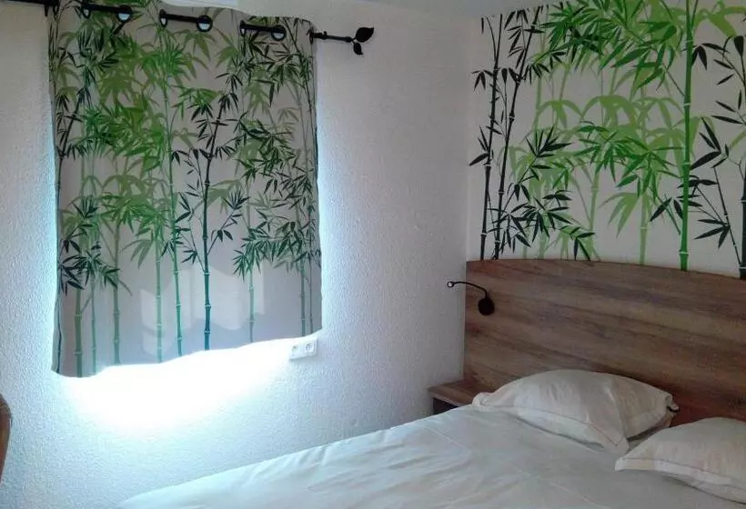 Standard-huone, Green S Fleury Merogis