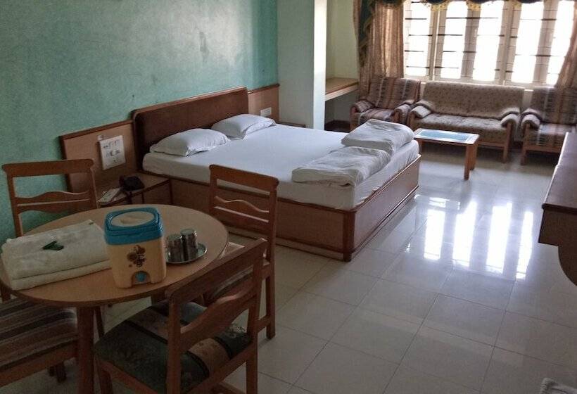 غرفة ديلوكس, Guruprerna Beacon Resort Dwarka