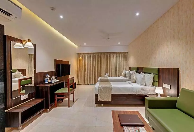 デラックスルーム, Guruprerna Beacon Resort Dwarka