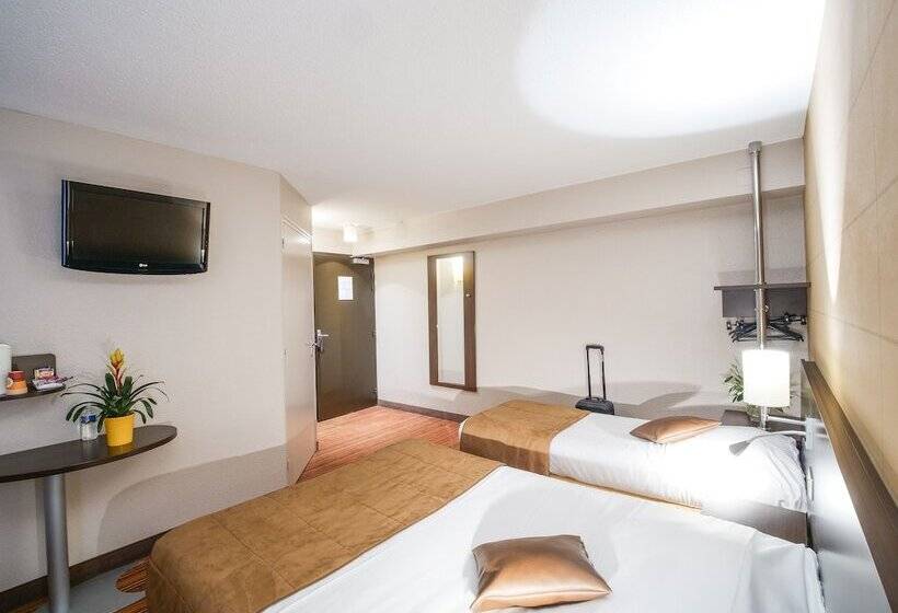 חדר סטנדרט לשלושה, Hôtel Inn Design Resto Novo Alençon