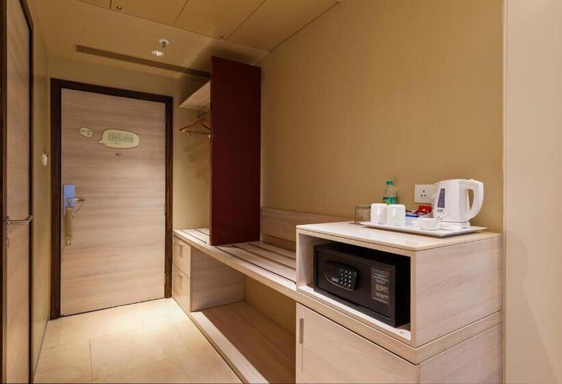 חדר דלוקס, Pride Elite, Phaltan