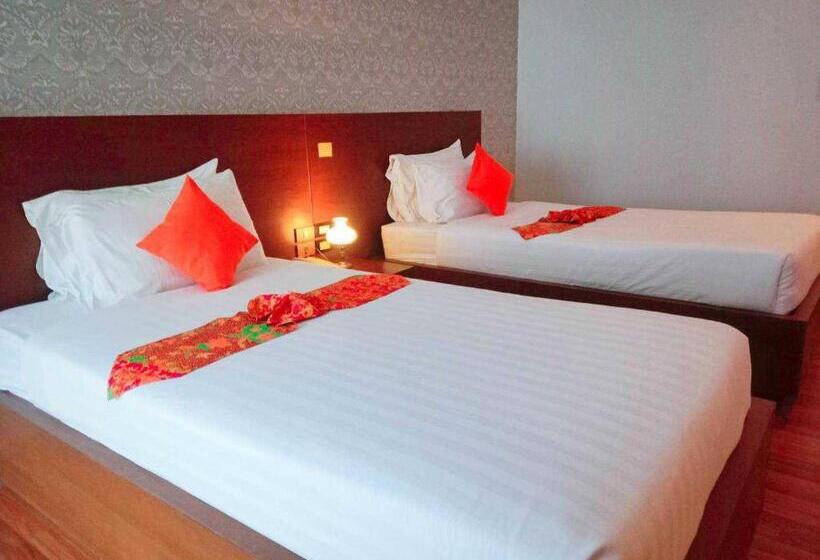 غرفة سوبيريور, Jing Jit