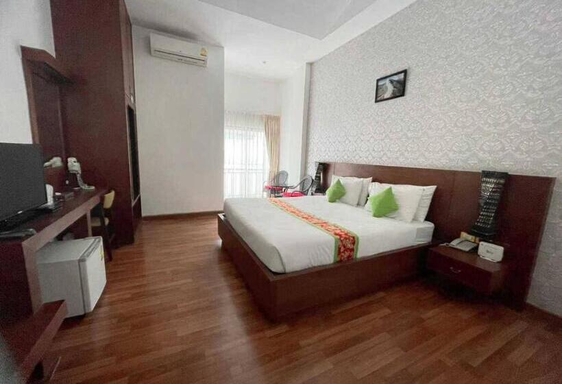 غرفة سوبيريور سرير كينج, Jing Jit