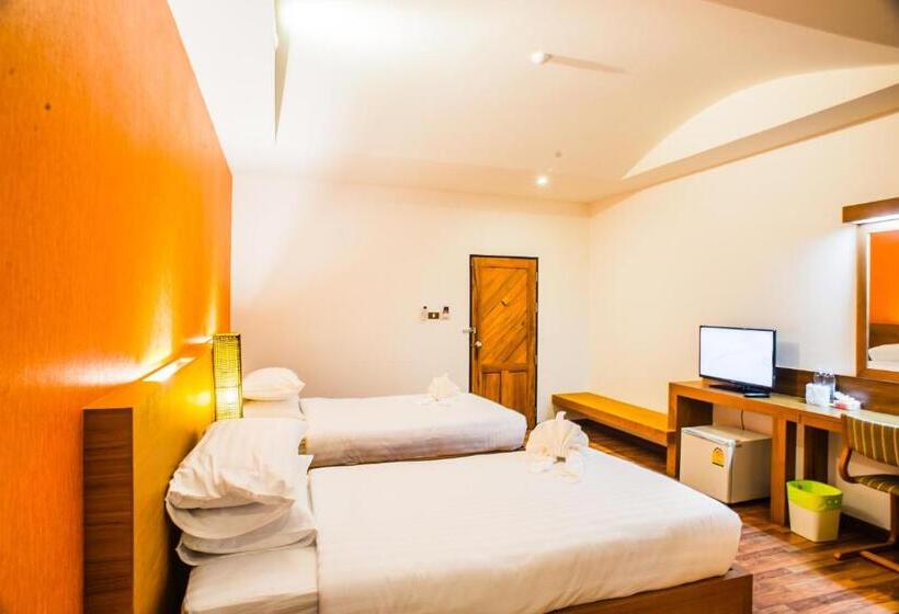 غرفة سوبيريور, Jing Jit