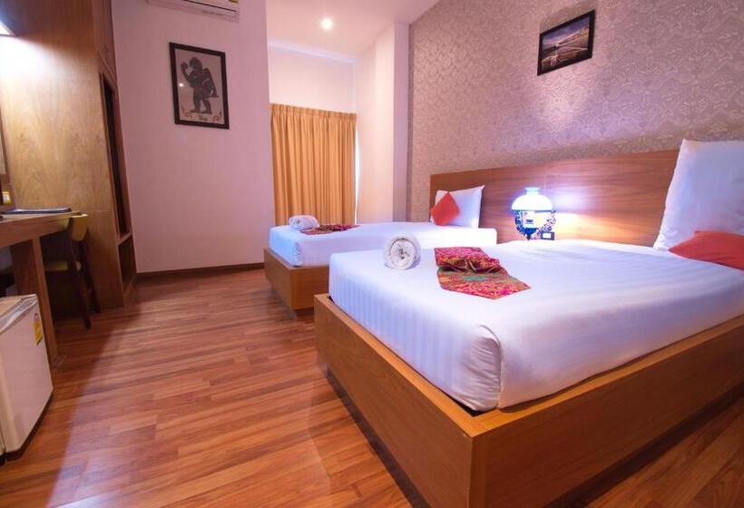 غرفة سوبيريور, Jing Jit