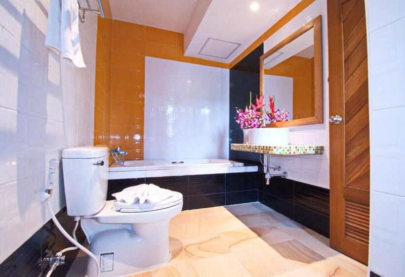 غرفة ديلوكس مزودة بشرفة, Jing Jit