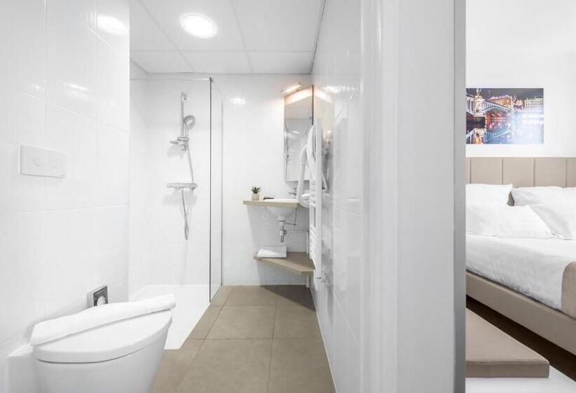 标准间, Kyriad Lyon Est Stadium Eurexpo Meyzieu