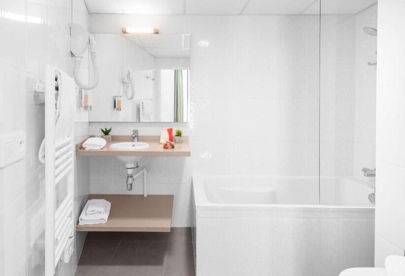 高级大房间, Kyriad Lyon Est Stadium Eurexpo Meyzieu