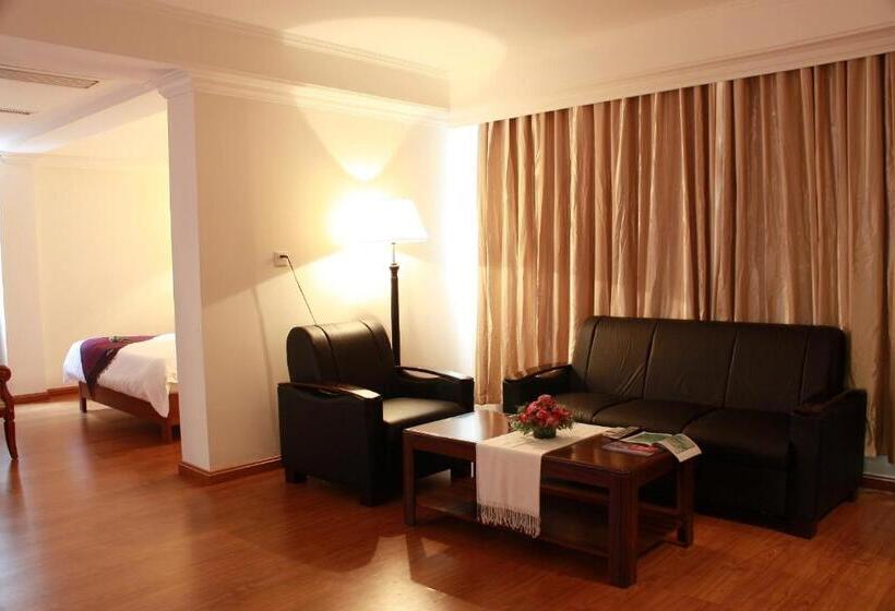 スイート, Lux Riverside Hotel & Apartment