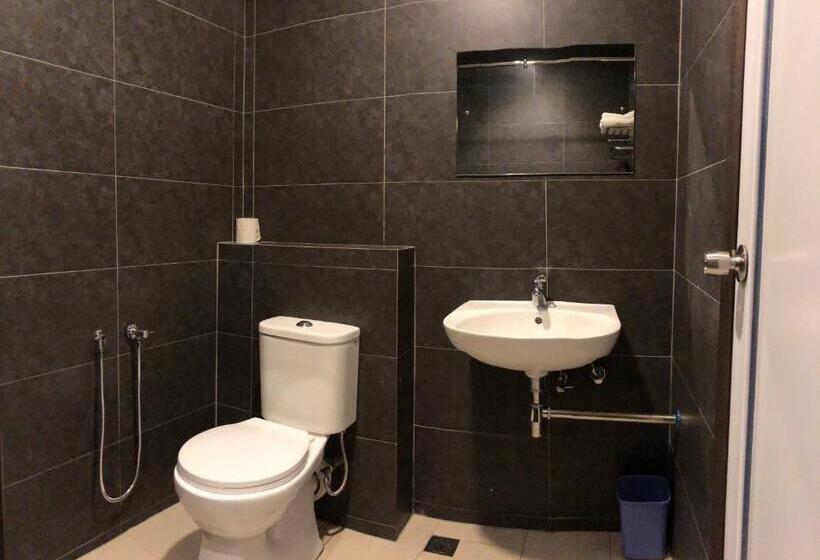 Номер Стандарт, Regal Malaysia