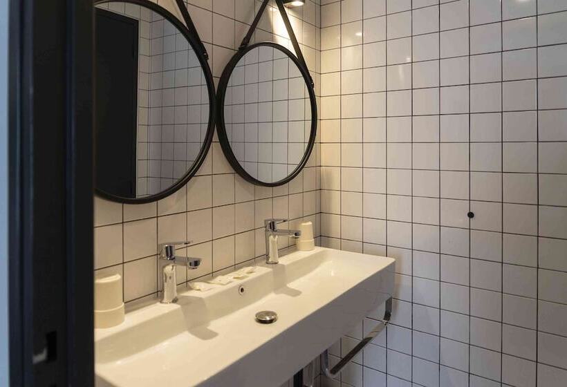 ルームシェアのワンベッド, Sub