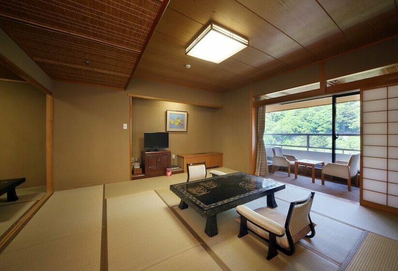 スタンダードルーム, Sunshine Kinugawa