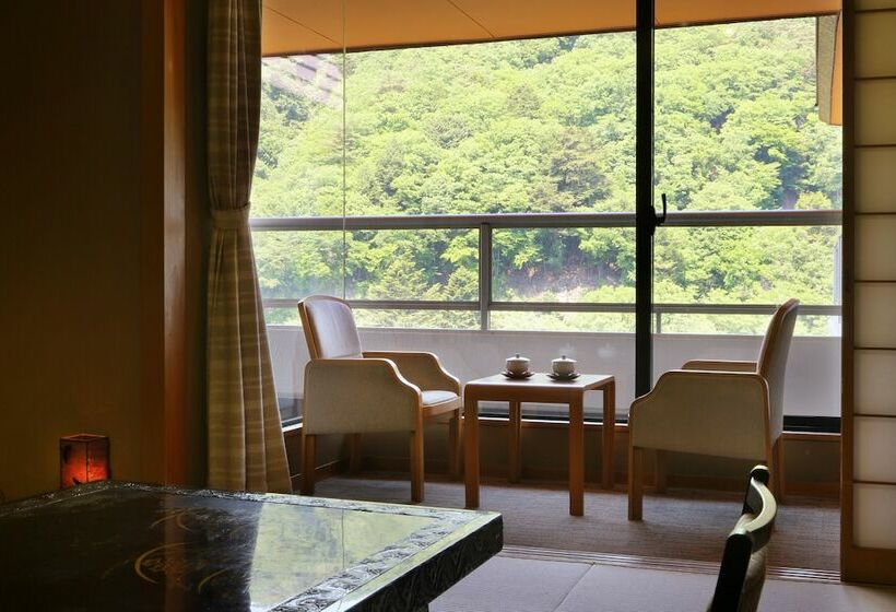 スタンダードルーム, Sunshine Kinugawa