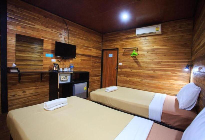 Номер Стандарт, The Cobble Beach Hotel  Phi Phi Island