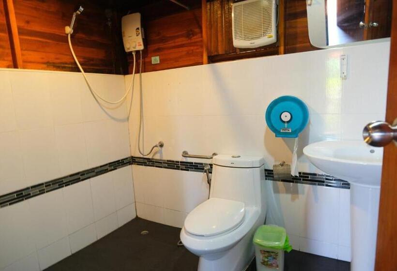 חדר סופריור נוף לים, The Cobble Beach Hotel  Phi Phi Island