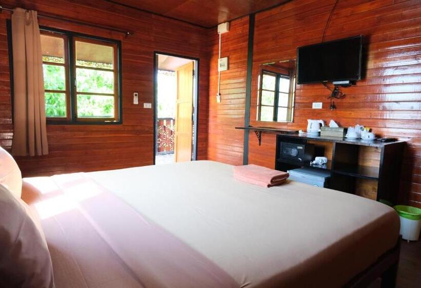 חדר סופריור, The Cobble Beach Hotel  Phi Phi Island