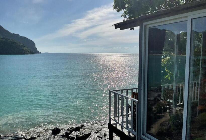 חדר משפחתי נוף לים, The Cobble Beach Hotel  Phi Phi Island
