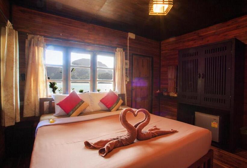 בקתה סטנדרטית עם נוף לים, The Cobble Beach Hotel  Phi Phi Island