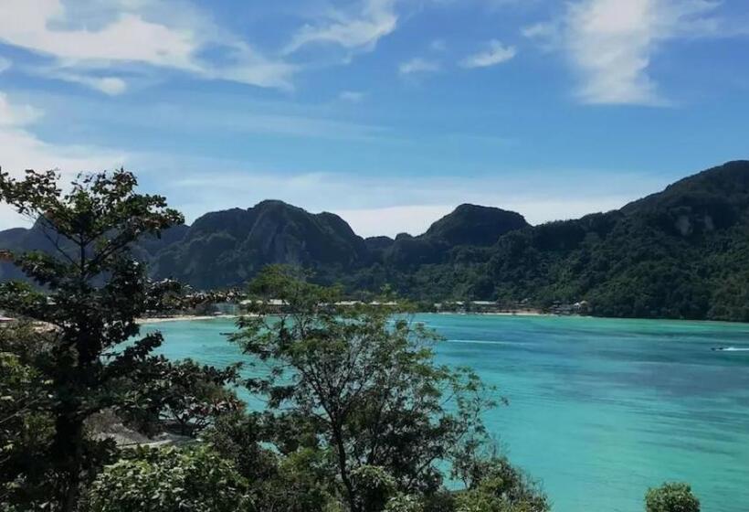 חדר משפחתי נוף לים, The Cobble Beach Hotel  Phi Phi Island