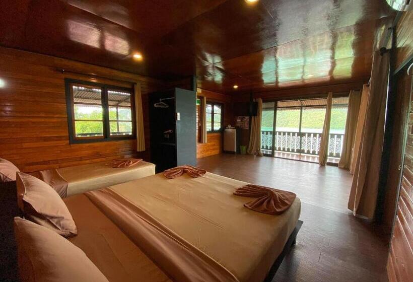 חדר משפחתי נוף לים, The Cobble Beach Hotel  Phi Phi Island