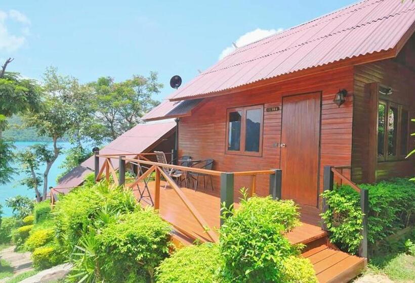 בונגלו משפחתי, The Cobble Beach Hotel  Phi Phi Island