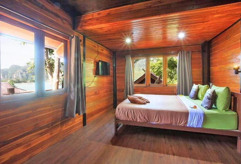 בונגלו משפחתי, The Cobble Beach Hotel  Phi Phi Island