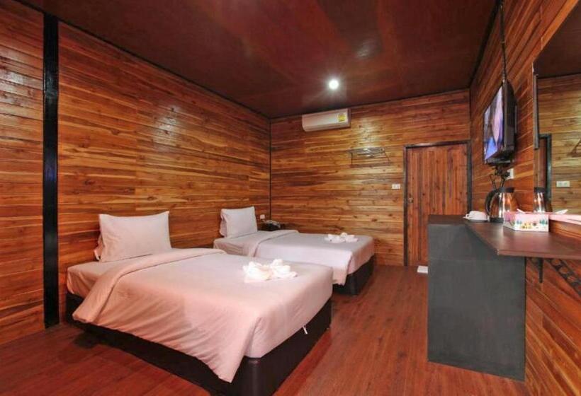 חדר סופריור נוף לים, The Cobble Beach Hotel  Phi Phi Island