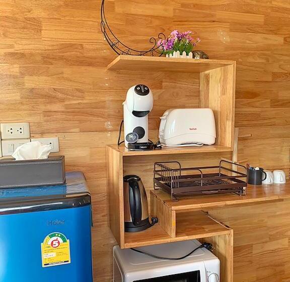 סוויטת ג'וניור נוף לים, The Cobble Beach Hotel  Phi Phi Island