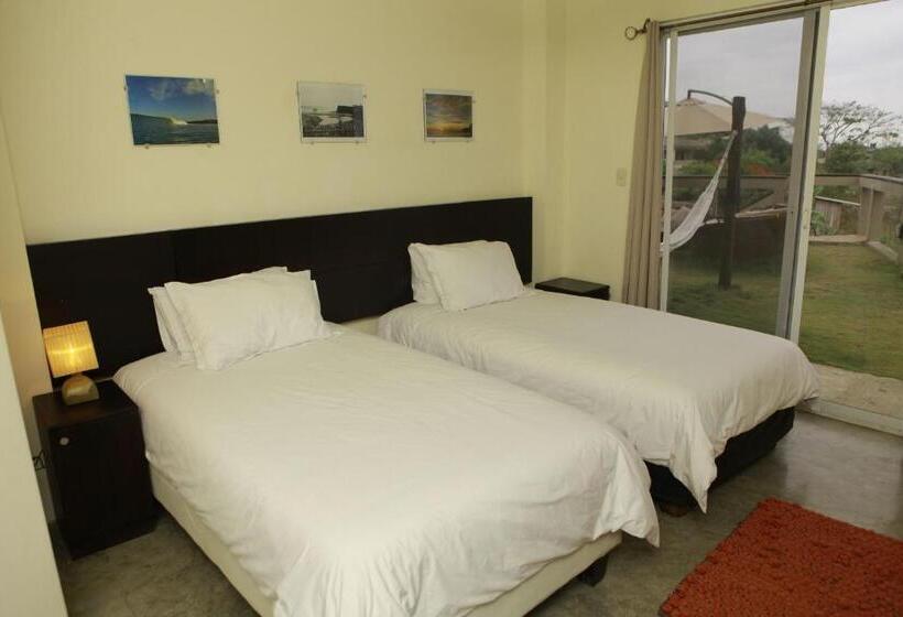 ویلای 3 خوابه, Me Hotel & Villas   Montañita Estates