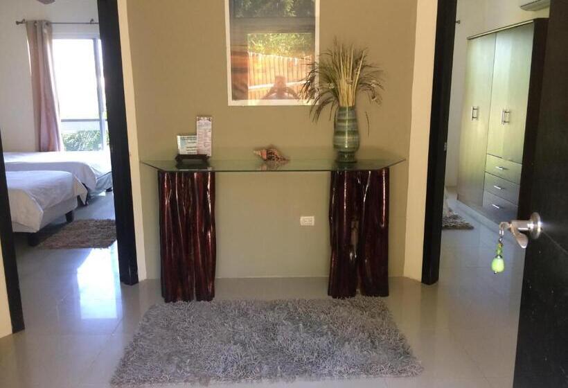 ویلای 3 خوابه, Me Hotel & Villas   Montañita Estates