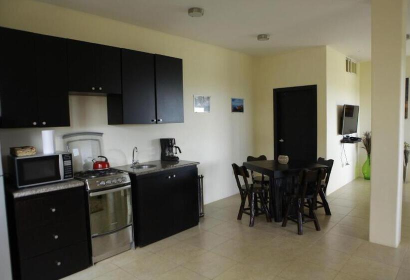 ویلای 2 خوابه, Me Hotel & Villas   Montañita Estates