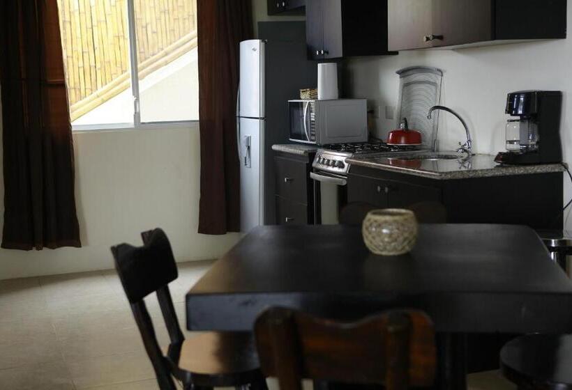 ویلای 2 خوابه, Me Hotel & Villas   Montañita Estates