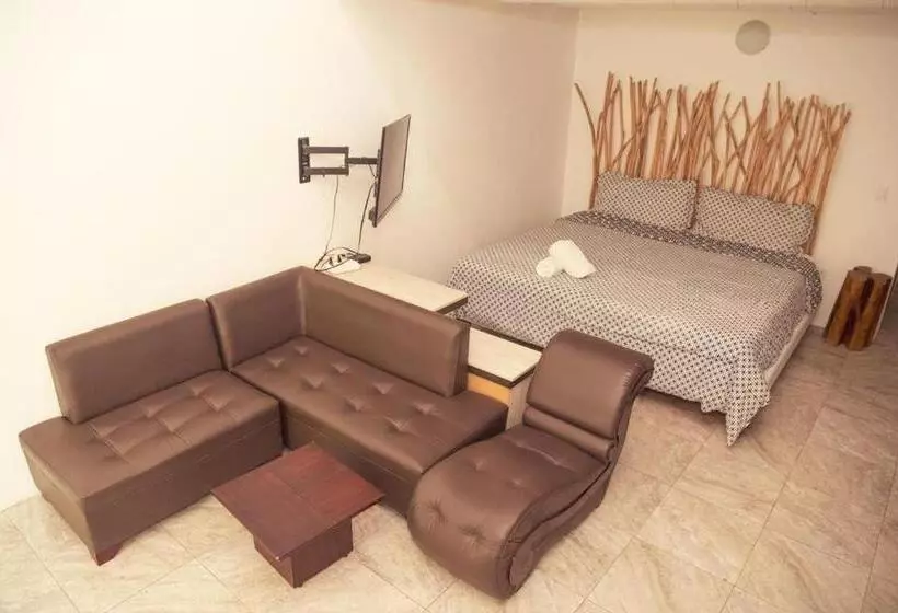 سوییت با چشم‌انداز باغ, Me Hotel & Villas   Montañita Estates
