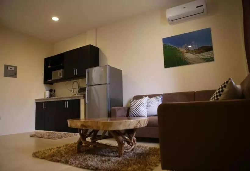 سوییت با چشم‌انداز استخر, Me Hotel & Villas   Montañita Estates