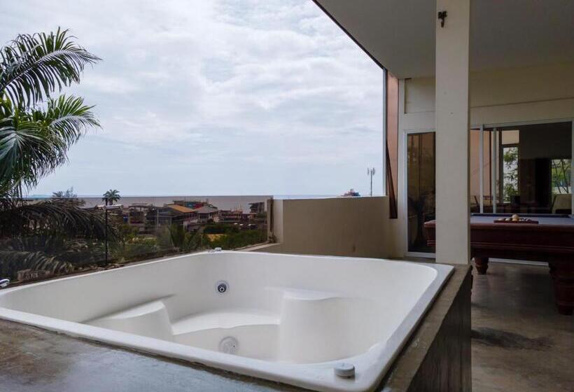 1 Bedroom Penthouse Apartment, Me Hotel & Villas   Montañita Estates