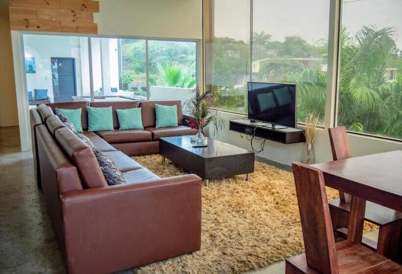 1 Bedroom Penthouse Apartment, Me Hotel & Villas   Montañita Estates