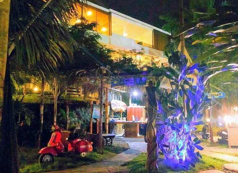 1 Bedroom Penthouse Apartment, Me Hotel & Villas   Montañita Estates