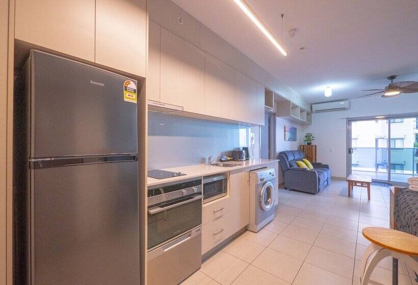 غرفة قياسية لذوى الاحتياجات الخاصة, Ramada Suites By Wyndham Zen Quarter Darwin