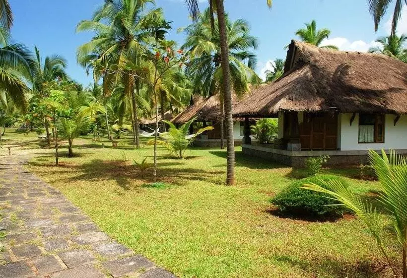 1ベッドルームハウス, Neeleshwar Hermitage