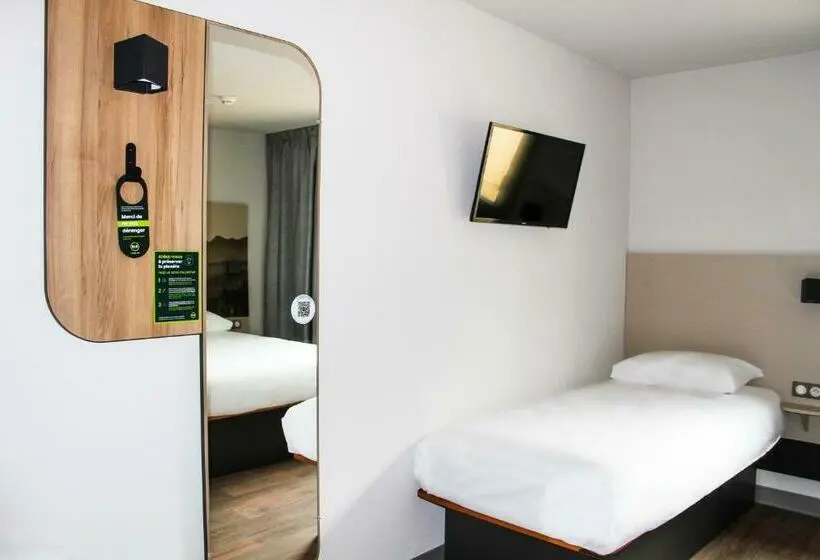 スタンダード４人部屋, B&b Hotel Aix Les Bains
