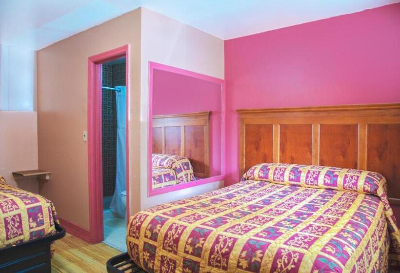 غرفه قياسيه سريرين مزدوجين, Oyo  I20 Decatur, East Atlanta